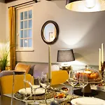 Cottage Livingstone By Cocoonr